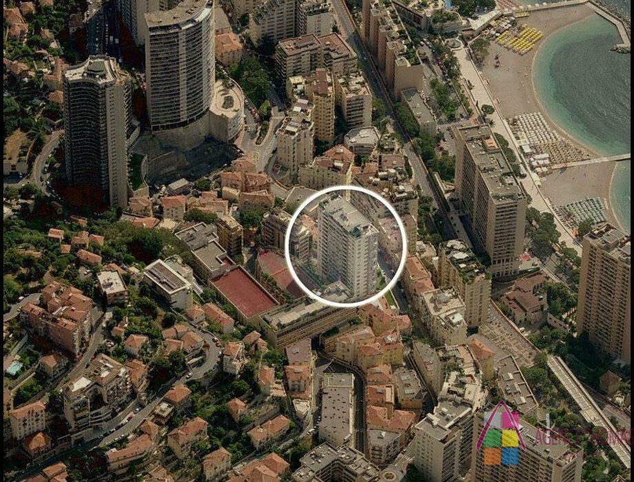 2 PIECES PLACE DES MOULINS