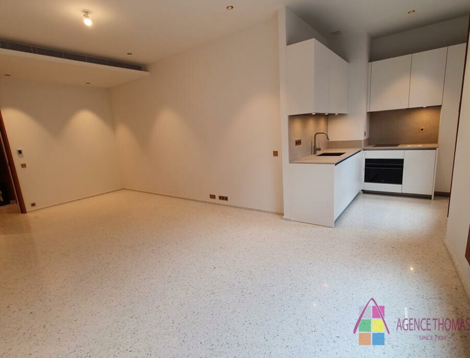 GRAND STUDIO EXOTIQUE