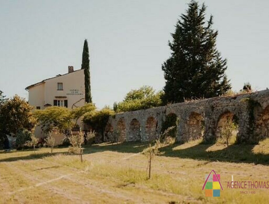 HÔTEL RESTAURANT DE CHARME EN PROVENCE