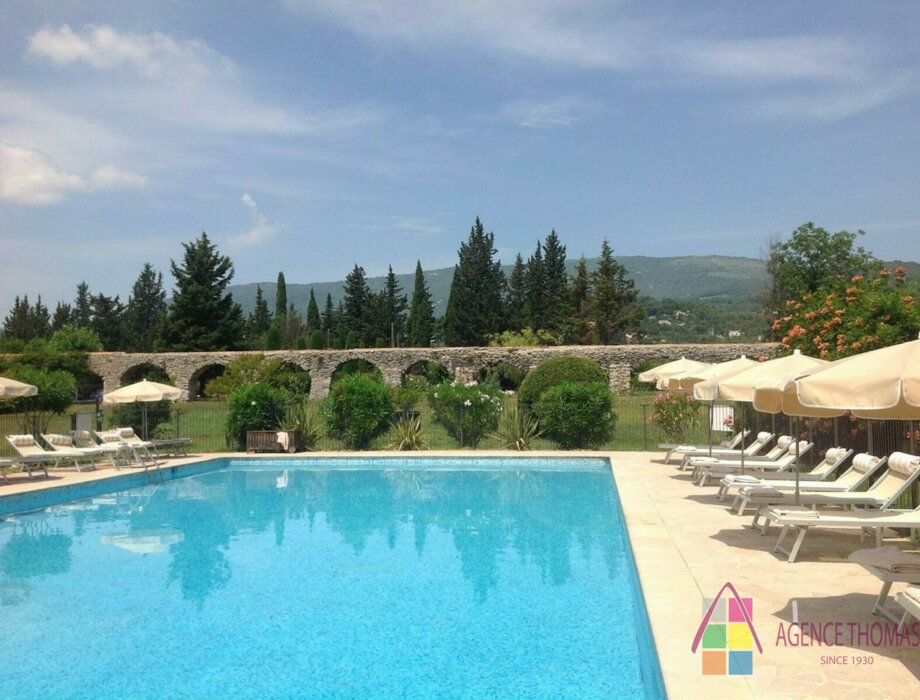 HÔTEL RESTAURANT DE CHARME EN PROVENCE