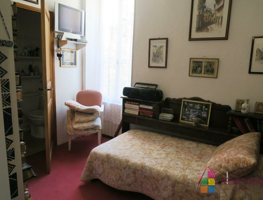 Maison Familiale avec Terrain et Vue Panoramique - Opportunité Unique