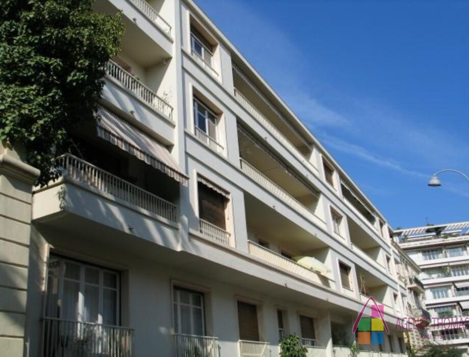 2 pièces proche du centre